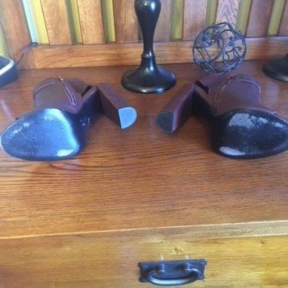 Vince Brigham Bordeaux Burgundy Peep Toe Bootie - Picture 8 of 8